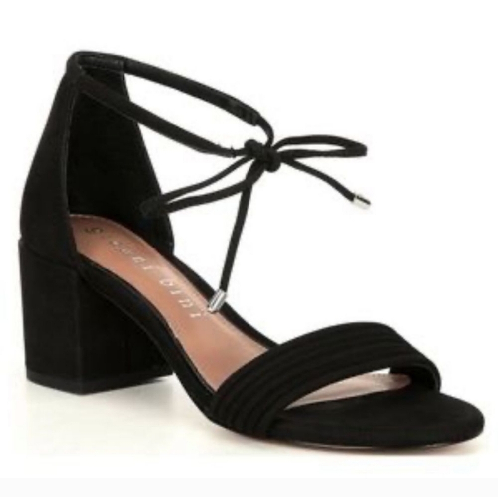 Brand New Gianni Bini, the Rhiaann Ankle Tie Block Heel Sandals Size 7.5